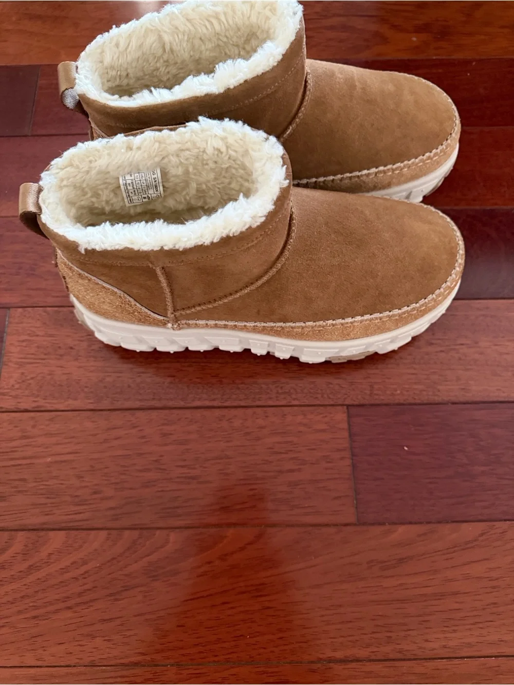 UGG Chestnut Brown Shearling-Lined Chukka Boots